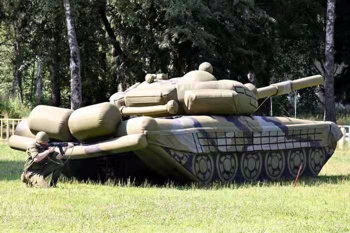 红古军用充气坦克